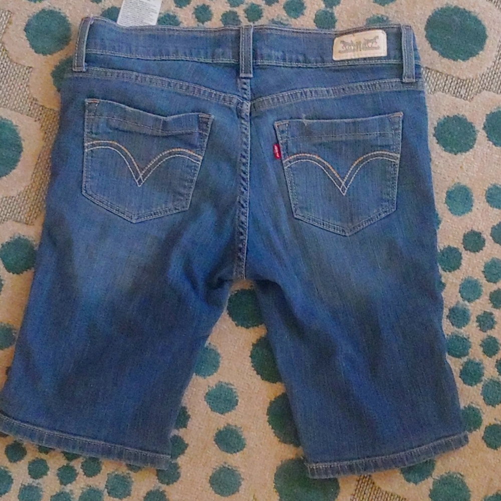 Levi bermuda jean